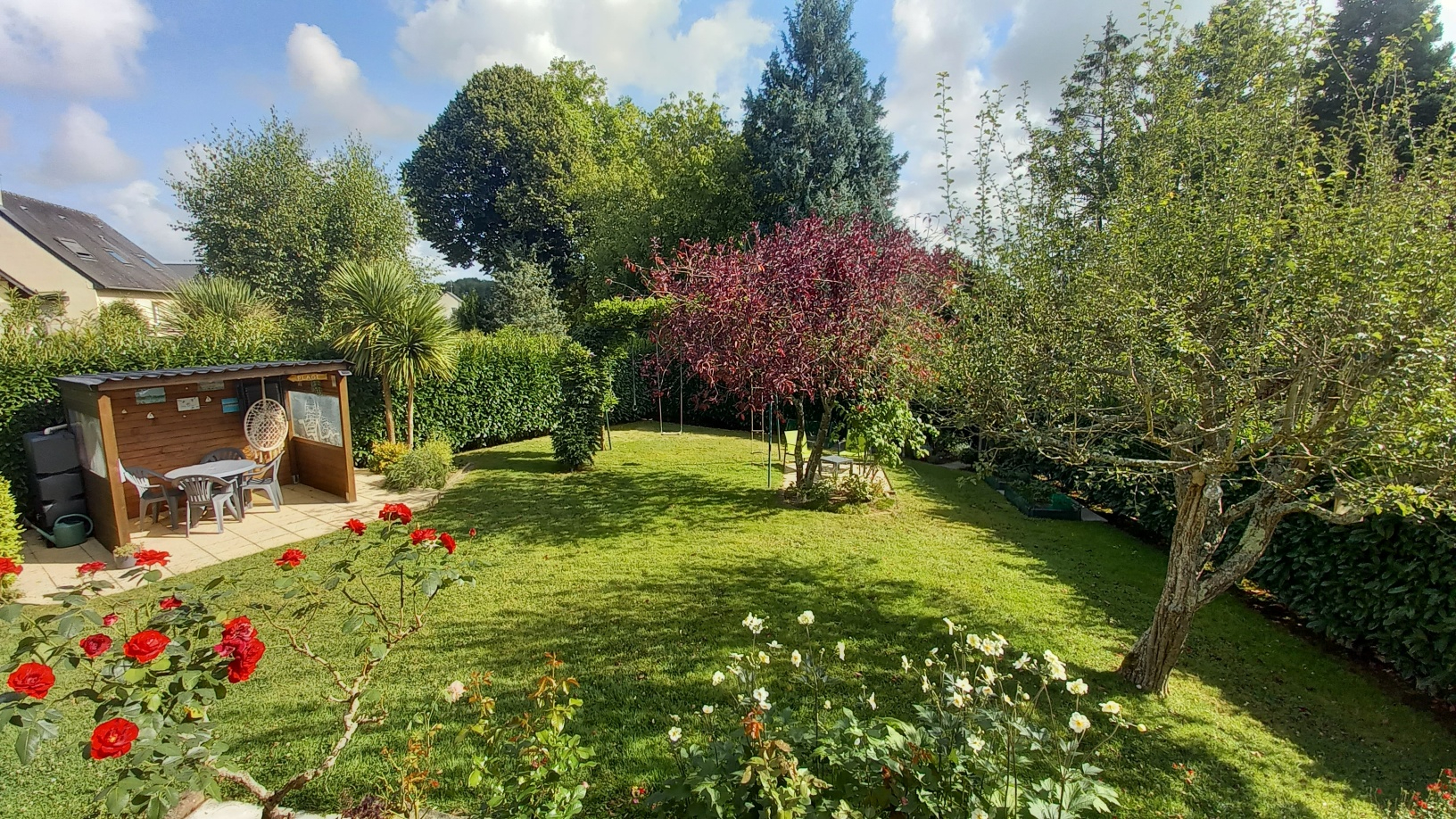 Maison T6 ind\u00e9pendante 100 m\u00b2 habitables en ville dans environnement calme 2