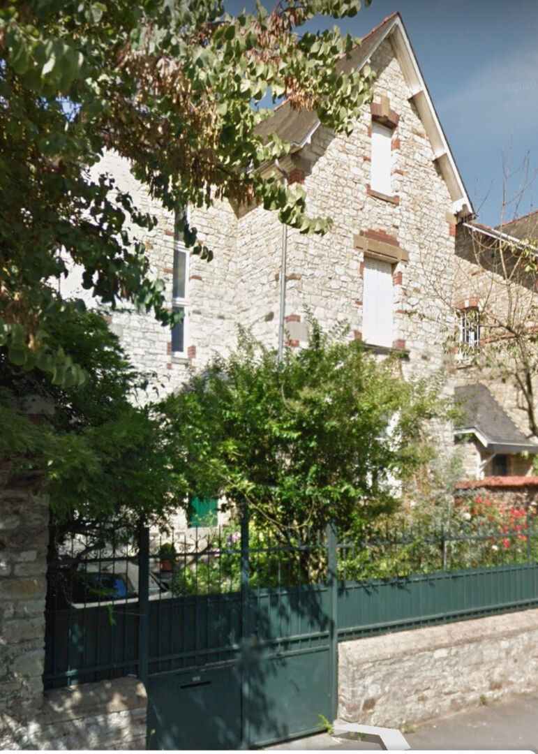 COUP DE COEUR - Maison THABOR  T7 lumineuse et au calme